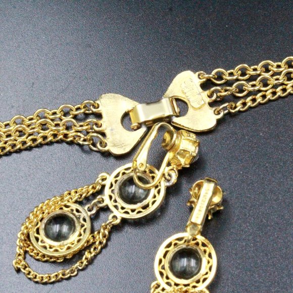 Celebrity NY Signed Designer Graduating Bezel Gold Tone Necklace Set - Picture 9 of 11